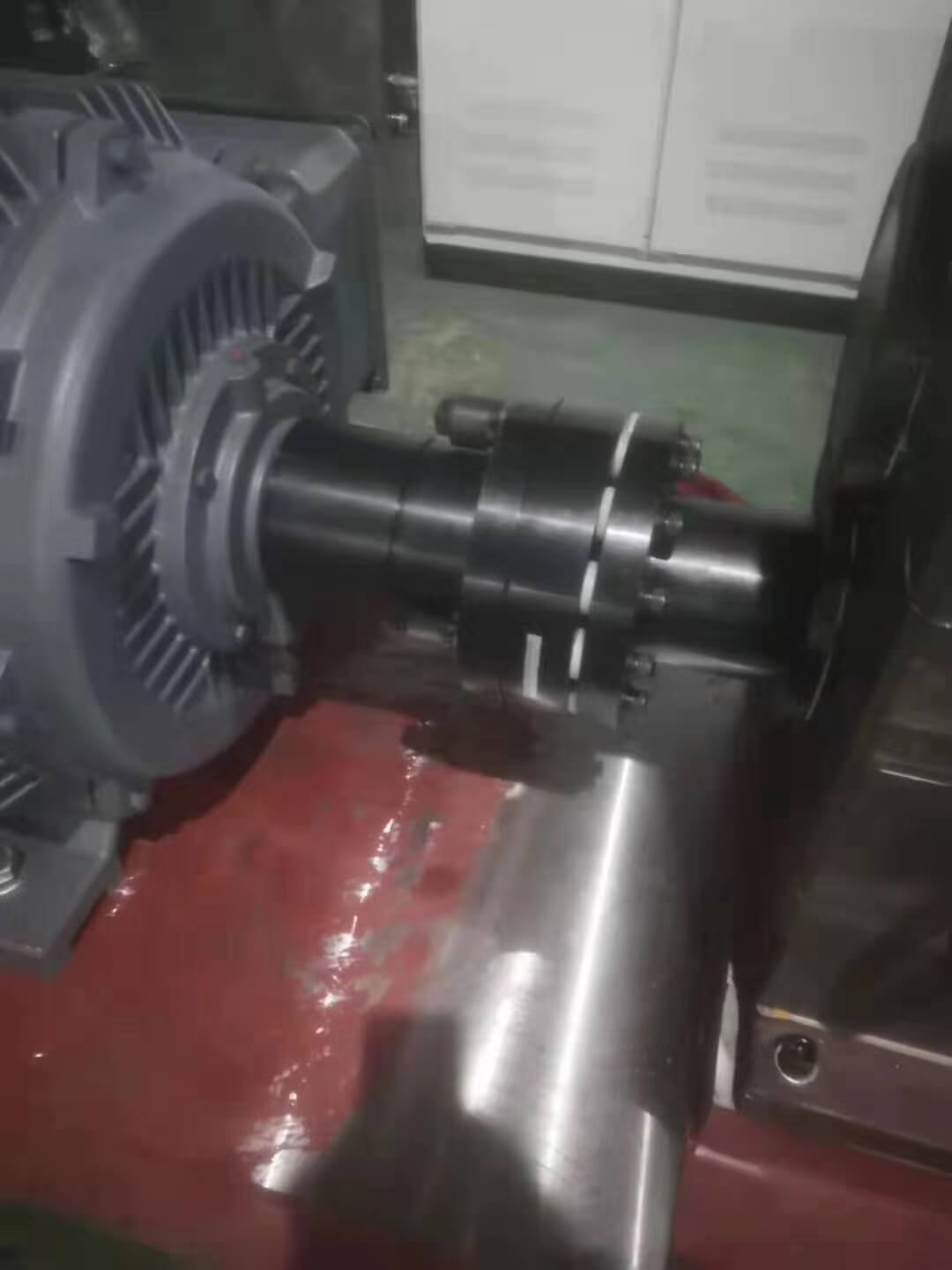 Torque limiting couplings for Extrusion machines